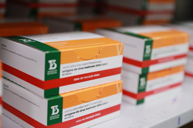 Amazonas inclui uso da vacina Coronavac para crianças e adolescentes com idade entre 6 a 17 anos
