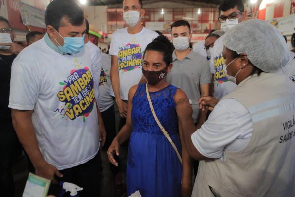 Na abertura da vacinação nas escolas de samba, Wilson Lima destaca importância do Carnaval para a economia