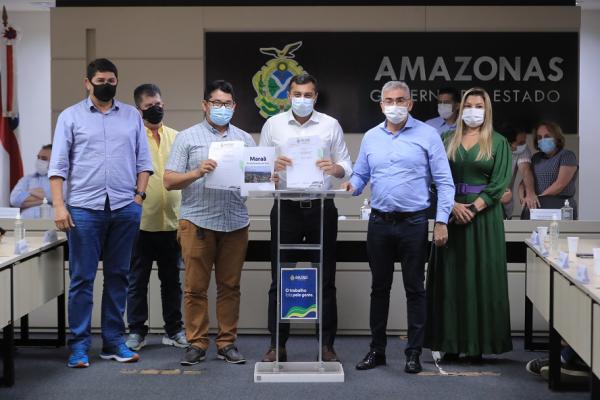 Wilson Lima garante investimento de R$ 19 milhões para infraestrutura de escolas estaduais de 22 municípios do AM