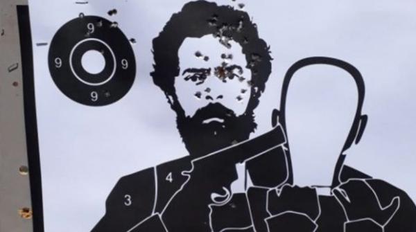 Clubes de tiro bolsonaristas estampam imagem de Lula como alvo