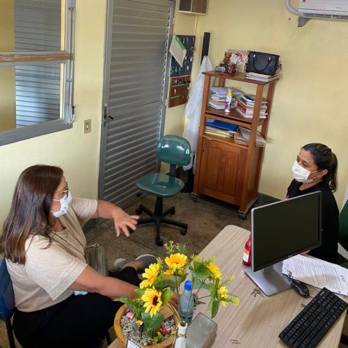 Márcia Baranda solicita automatização dos aparelhos de hematologia e bioquímica da Policlínica Padre Vitório