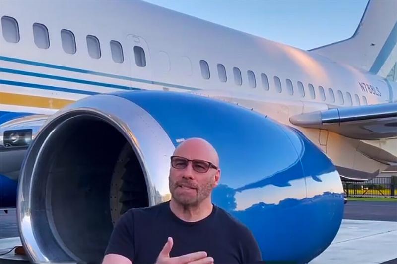 Aos 68 anos, John Travolta compra Boeing 737 que ele mesmo irá pilotar