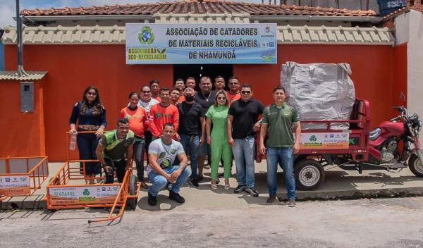 Prefeitura de Nhamundá assina Termo de Cooperação Técnica com associação Eco-reciclagem e empresas de navegação 