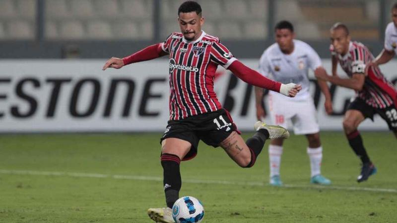 Sul-Americana: em jogo com 2 viradas, São Paulo vence o Ayacucho com gol de Luciano no fim e estreia com vitória
