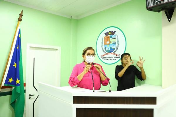Márcia Baranda solicita que o município viabilize intérpretes de Libras para atendimento no Hospital Jofre Cohen