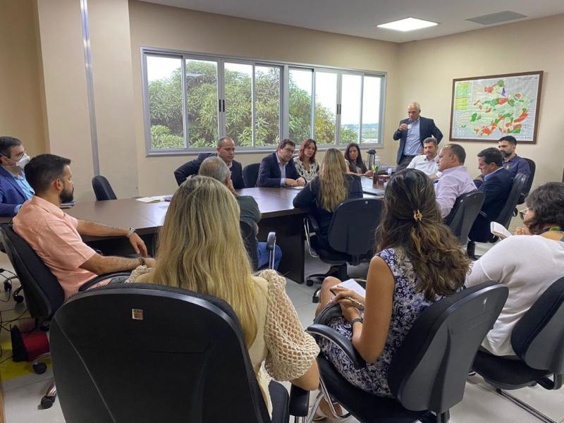 Governo do Amazonas apresenta panorama de bioeconomia e turismo para o BNDES
