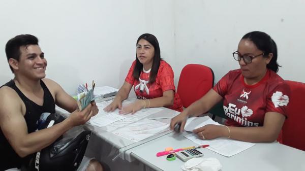 Garantido honra compromisso, paga primeira parcela para 13 setores e injeta R$ 300 mil aos trabalhadores do bumbá