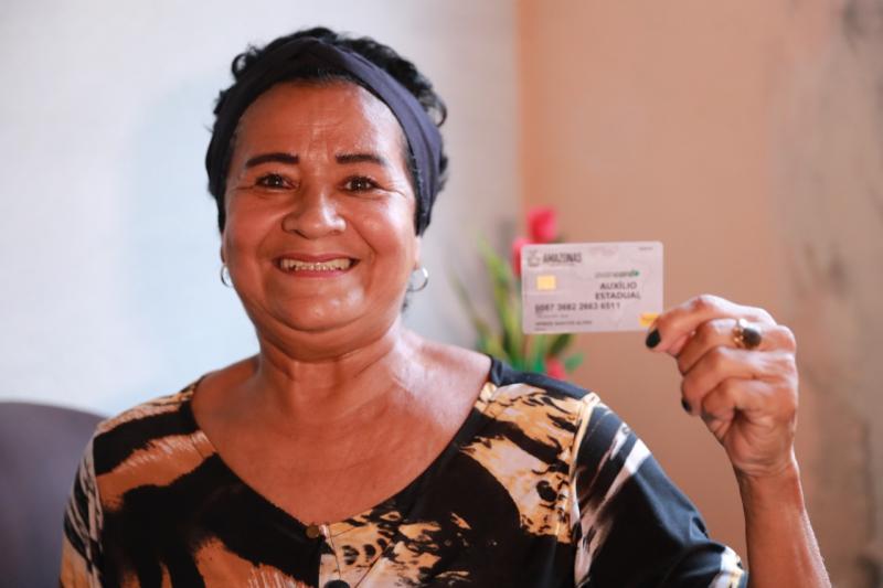 Dia das Mães: Auxílio Estadual movimenta economia de lares chefiados por mulheres