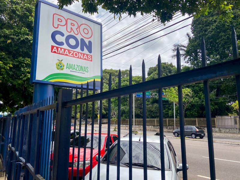 Procon-AM multa Claro/NET por apagão de internet ocorrido em fevereiro