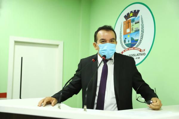 Massilon apresenta demandas da Comunidade de Vila Nogueira do Caburi