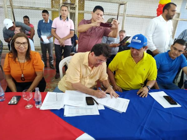 Márcia Baranda destaca na Câmara os investimentos de R$ 140 milhões destinados a Parintins por Eduardo Braga e a gratidão pela receptividade ao senador