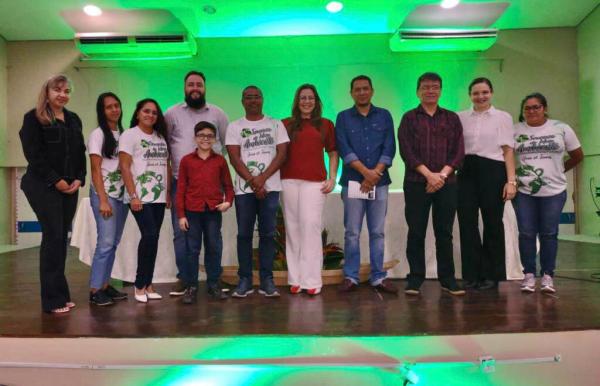 Mesa Redonda debate sobre a atuação das instituições públicas na política ambiental em Parintins