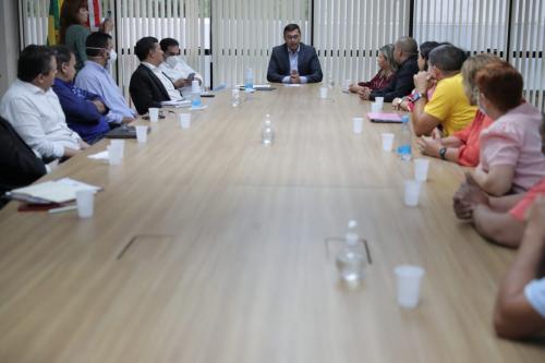 Wilson Lima começa pagar auxílio alimentação de R$ 600 em junho e correção de 9,06% em datas-bases a servidores da saúde em agosto de 2022 