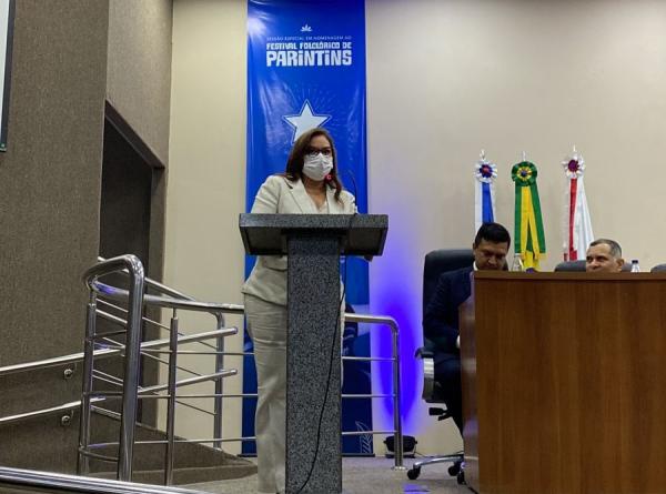 Márcia Baranda fala na tribuna da Assembleia do Estado da emoção e da expectativa para o 55º Festival de Parintins
