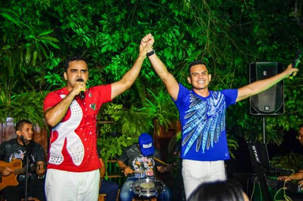 Live 'Contrários' mostra duelo entre Edmundo Oran e Israel Paulain, antes do maior Festival