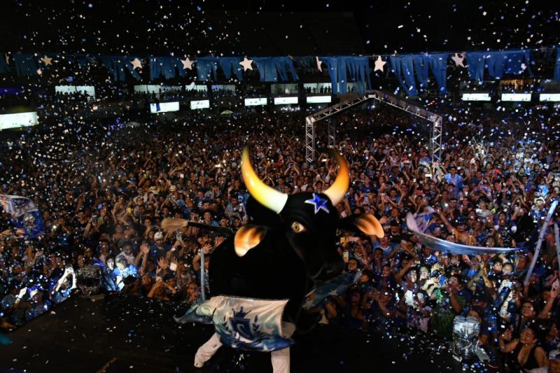 Festa da vitória: Caprichoso comemora título do maior festival de todos os tempos Festa da vitória: Caprichoso comemora título do maior festival de todos os tempos