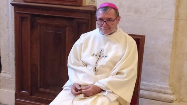 Novo Bispo da Diocese de Parintins será finalmente brasileiro, acredita Dom Giuliano, que aos 75 anos entregou carta de renúncia ao Papa Francisco Novo Bispo da Diocese de Parintins será finalmente brasileiro, acredita Dom Giuliano, que aos 75 anos entregou carta de renúncia ao Papa Francisco