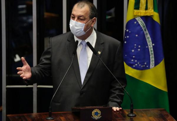 Com apoio do Senador Omar, Congresso derruba vetos de Bolsonaro e confirmam Leis Paulo Gustavo e Aldir Blanc 2