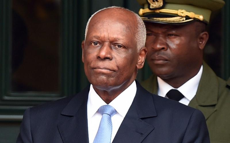 Ex-presidente angolano José Eduardo dos Santos morre aos 79 anos