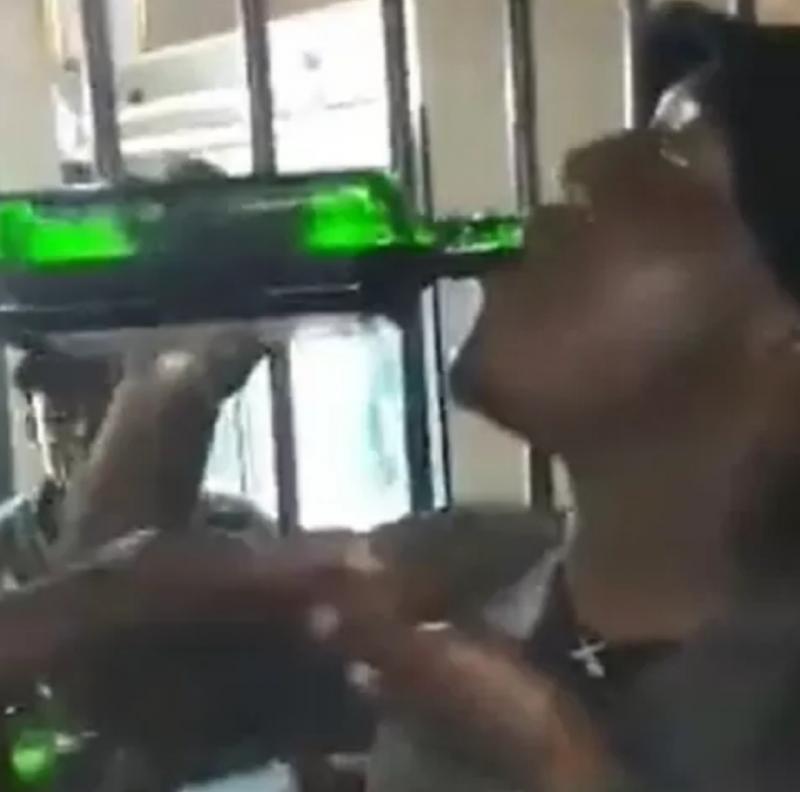 Jovem morre após consumir garrafa inteira de licor em menos de dois minutos