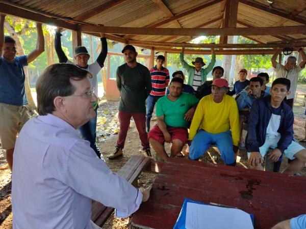 Zé Ricardo que teve 7 mil votos em Parintins, fiscaliza aplicação das emendas dele na Ilha 