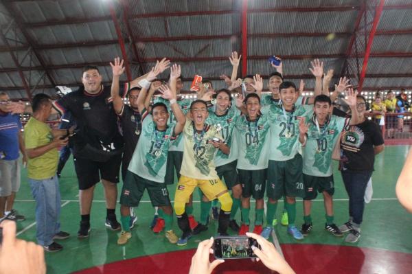 Futsal Infantil do Carmo Parintins é campeão do JEAs 2022