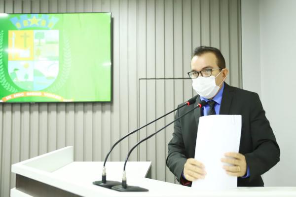 Massilon solicita que Prefeitura disponibilize balsas para atracação de barcos na rampa do Mercado Massilon solicita que Prefeitura disponibilize balsas para atracação de barcos na rampa do Mercado