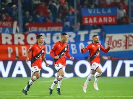 Atlético-GO vence Nacional na estreia de Suárez e abre vantagem na Sula