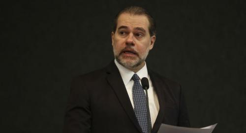 Toffoli dá cinco dias ao governo para que fale sobre possível convocação de PMs pelas Forças Armadas 