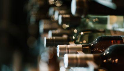 Com peso desvalorizado, brasileiros engordam clientela, dizem lojas de vinho da Argentina