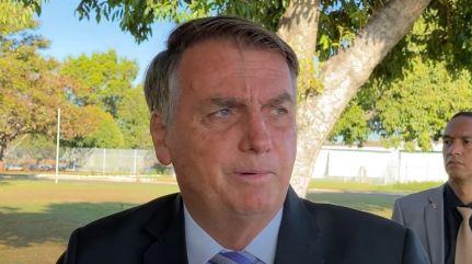 Polícia Federal vê crime em fala de Bolsonaro sobre vacina e Aids