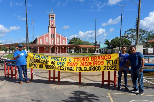 Tony Medeiros destina R$ 200 mil para o Festival Folclórico de Barreirinha que começa sexta feira (25).