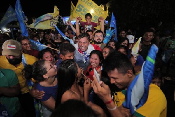 Wilson Lima vai levar asfalto para toda Maués e moradia digna à população