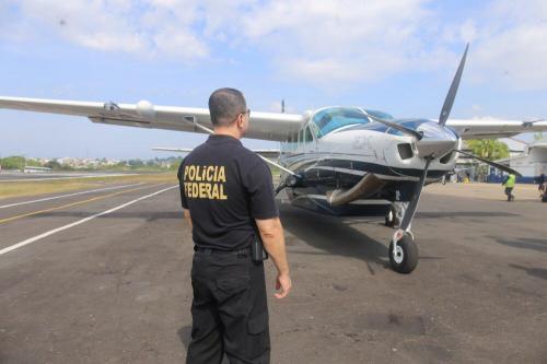 Dinheiro vivo flagrado pela PF é de mulher do prefeito Nathan Macena