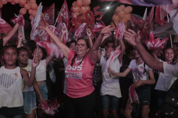Márcia Baranda reúne multidão no Bairro Itaúna II e destaca a gratidão como sentimento que conduziu sua campanha 