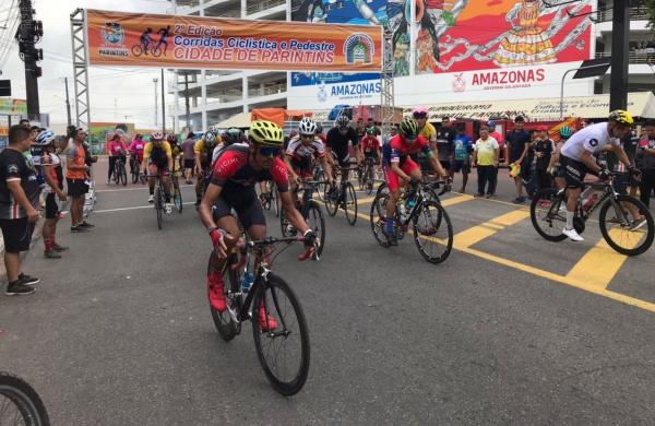 Mais de 150 atletas ganharam as ruas na disputa da 2ª edição da Corrida Ciclística e Pedestre Cidade de Parintins   