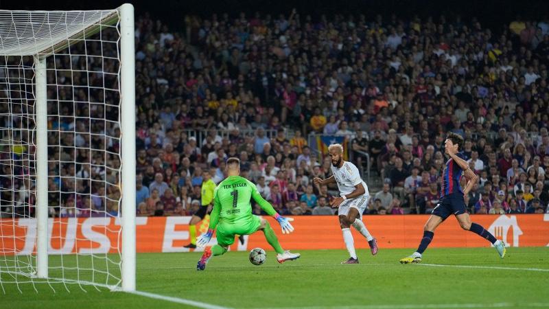 Já eliminado, Barcelona volta a perder para o Bayern de Munique na Liga dos Campeões