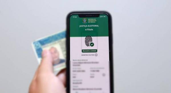 Eleitores têm até sábado (29) para baixar e atualizar o e-Título
