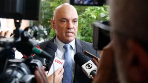 Quem promove atos antidemocráticos será tratado como 'criminoso', diz Moraes