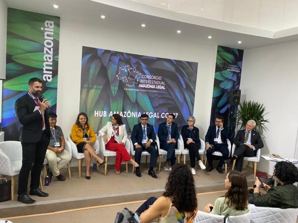 Amazonas assina carta de intenção com a Coalizão Leaf para negociar novos créditos de carbono