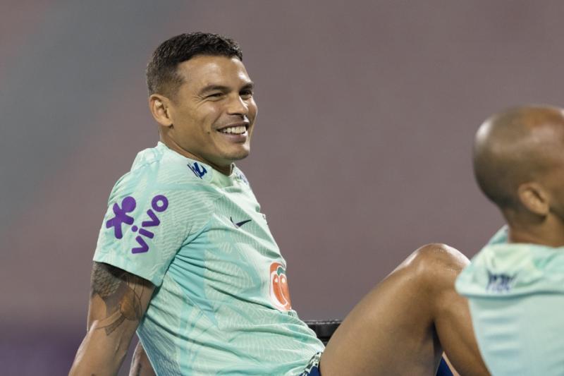 Tite comanda penúltimo treino e define Thiago Silva como capitão