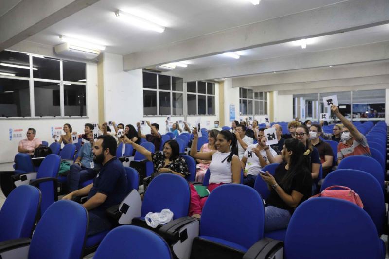Com apoio da Adaf, Mapa realiza palestra para universitários e pós-graduandos da Ufam