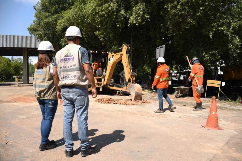 Fiscais da Arsepam garantem segurança na perfuração de tubulação de gás natural para empresa do Polo Industrial