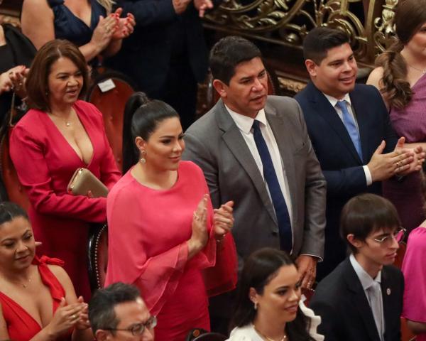 Bi Garcia participa da posse do governador Wilson Lima e destaca manutenção das parcerias entre Estado e Município