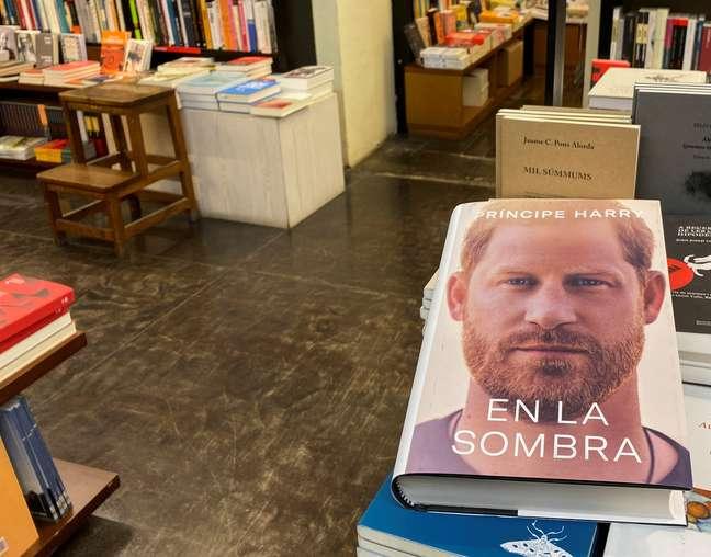 O que se sabe sobre os segredos da família real expostos no novo livro do príncipe Harry