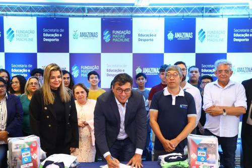 Wilson Lima assina convênio com a Fundação Matias Machline para beneficiar estudantes da rede estadual
