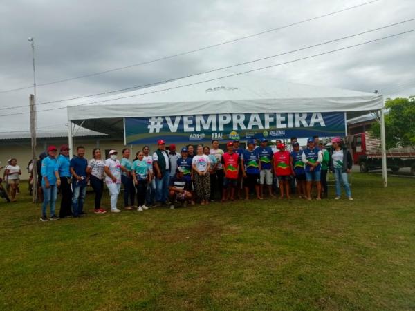 ADS inaugura Feira de Produtos Regionais na região rural de Parintins