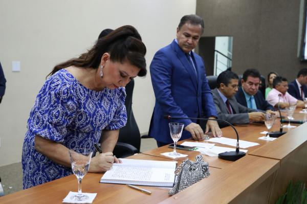 Médica Socorro Sampaio toma posse como diretora-presidente do Hemoam