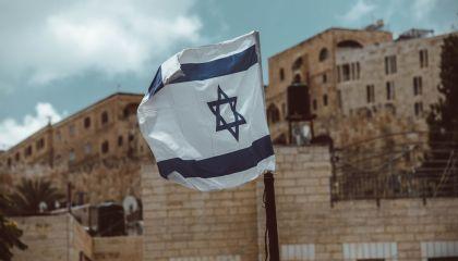 Israel defende “todos os meios possíveis” para impedir Irã de obter armas nucleares