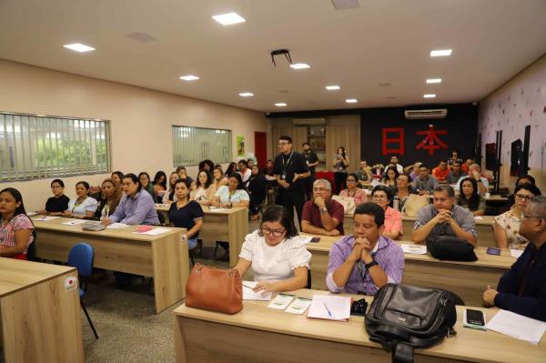 SEDUC Amazonas lança manual para gestores escolares